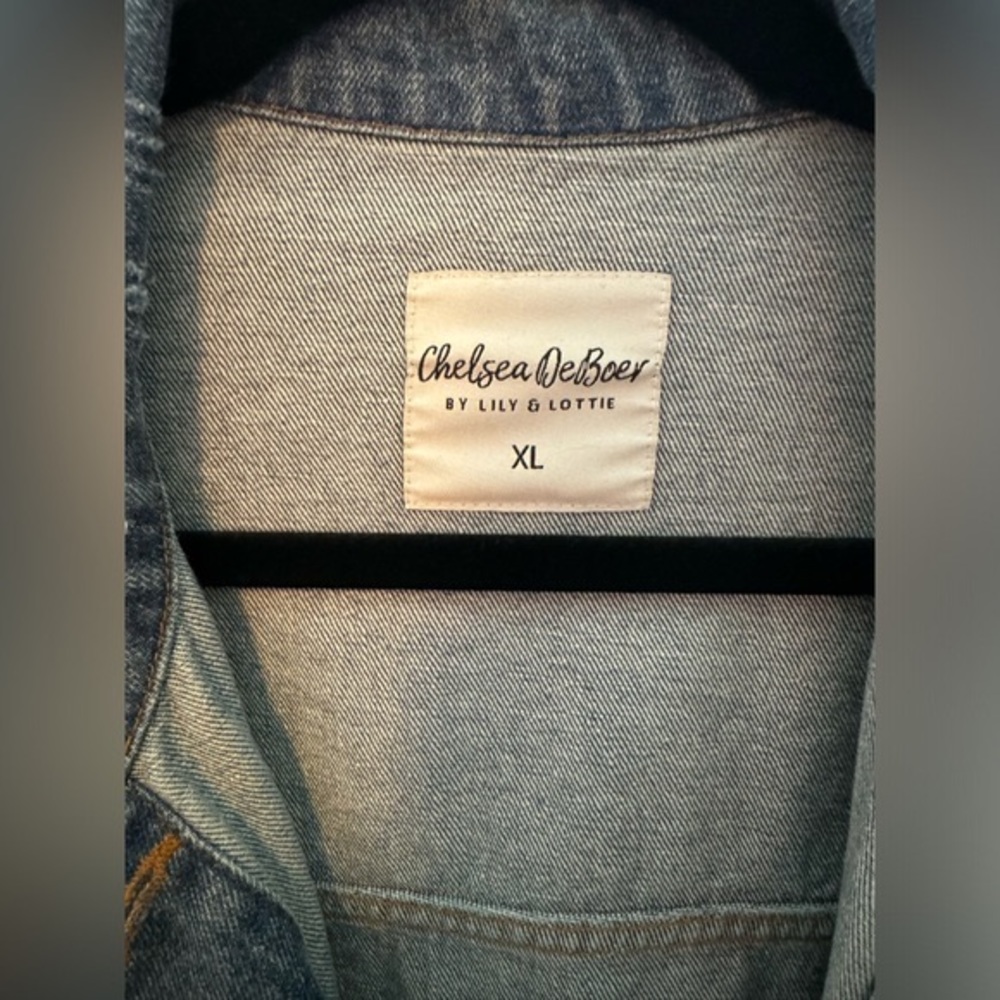 Jacket - Picture 3 of 3